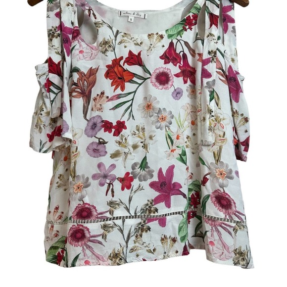 WILLOW & CLAY Floral Tie Strap Cold Shoulder Top SZ SMALL - Picture 6 of 11